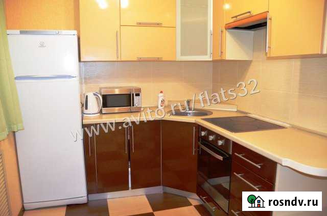 2-комнатная квартира, 62 м², 10/16 эт. в аренду посуточно в Брянске Брянск - изображение 1