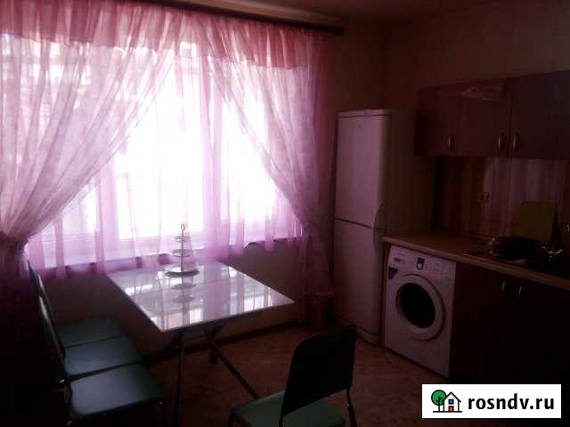 1-комнатная квартира, 45 м², 1/4 эт. в аренду на длительный срок в Туапсе Туапсе - изображение 1