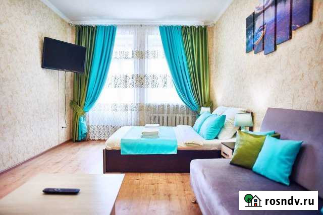 2-комнатная квартира, 67 м², 2/5 эт. в аренду посуточно в Магнитогорске Магнитогорск - изображение 1