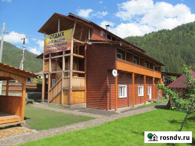 Коттедж 100 м² на участке 10 сот. в аренду посуточно в Горно-Алтайске Горно-Алтайск - изображение 1