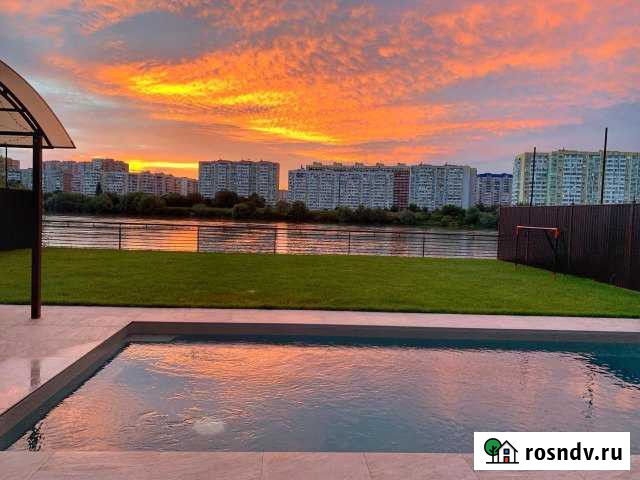 Дом 200 м² на участке 8 сот. в аренду посуточно в Краснодаре Краснодар - изображение 1