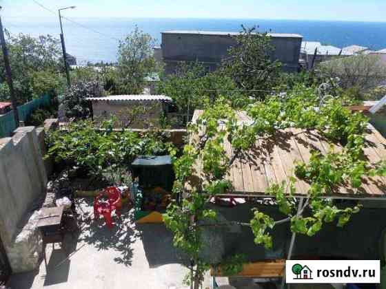 Дом 25 м² на участке 2 сот. в аренду посуточно в Алупке Алупка