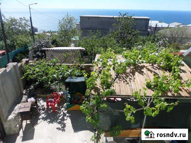 Дом 25 м² на участке 2 сот. в аренду посуточно в Алупке Алупка - изображение 1