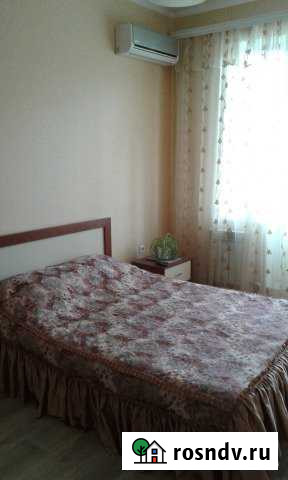 1-комнатная квартира, 45 м², 2/3 эт. в аренду посуточно в Батайске Батайск - изображение 1