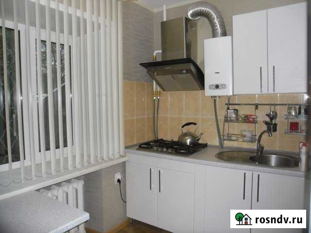 2-комнатная квартира, 37 м², 1/4 эт. в аренду посуточно в Балаково Балаково - изображение 1