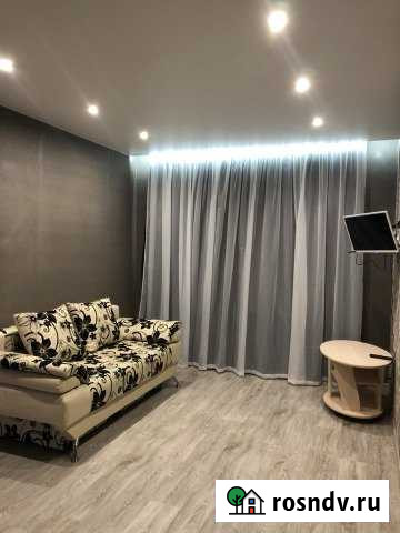 1-комнатная квартира, 40 м², 4/5 эт. в аренду посуточно в Соликамске Соликамск - изображение 1