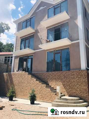 Коттедж 287 м² на участке 5 сот. на продажу в Ялте Ялта - изображение 1