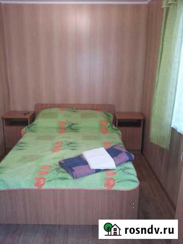 Комната 12 м² в 1-ком. кв., 1/1 эт. в аренду посуточно в Дивноморском Дивноморское - изображение 1