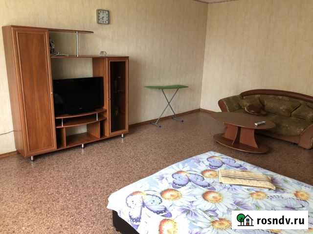 1-комнатная квартира, 45 м², 3/5 эт. в аренду посуточно в Прокопьевске Прокопьевск - изображение 1