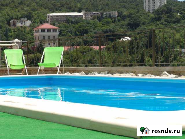 Таунхаус 40 м² на участке 5 сот. в аренду посуточно в Ялте Ялта - изображение 1