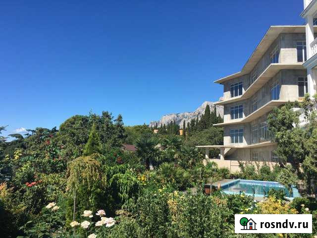 Дом 1400 м² на участке 10 сот. на продажу в Гаспре Гаспра - изображение 1