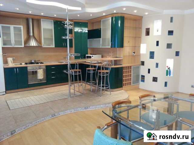 3-комнатная квартира, 115 м², 5/5 эт. в аренду на длительный срок в Смоленске Смоленск - изображение 1