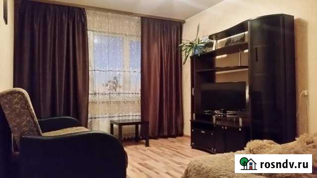 1-комнатная квартира, 37 м², 6/10 эт. в аренду посуточно в Березовском Свердловской области Березовский - изображение 1