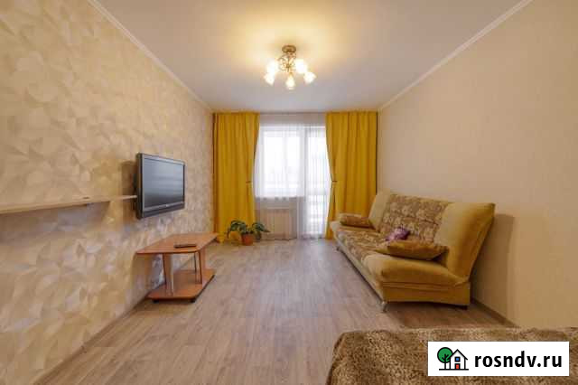 Комната 50 м² в 1-ком. кв., 7/10 эт. в аренду посуточно в Кемерово Кемерово - изображение 1