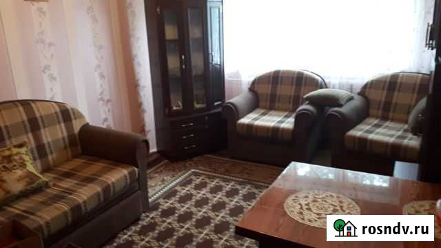 2-комнатная квартира, 45 м², 1/5 эт. в аренду на длительный срок в Волхове Волхов - изображение 1