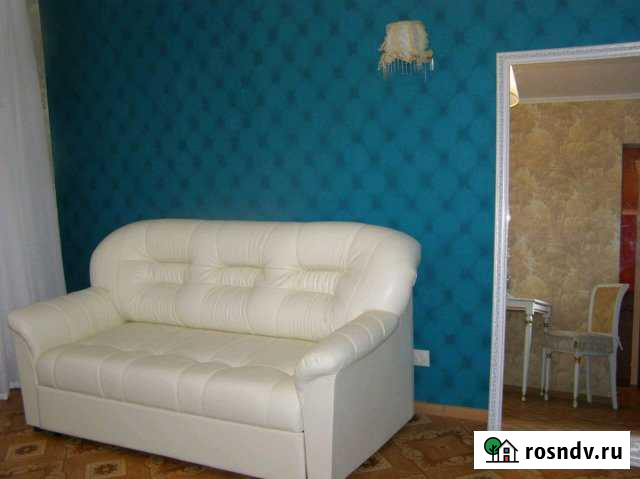 1-комнатная квартира, 53 м², 2/5 эт. в аренду посуточно в Нижнекамске Нижнекамск - изображение 1