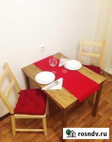 1-комнатная квартира, 36 м², 4/9 эт. в аренду посуточно в Балаково Балаково - изображение 1