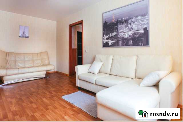 3-комнатная квартира, 75 м², 2/9 эт. в аренду посуточно в Тольятти Тольятти - изображение 1