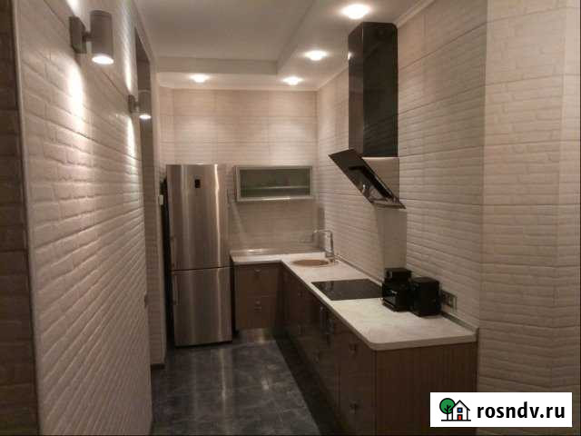 3-комнатная квартира, 81 м², 2/3 эт. в аренду на длительный срок в Симферополе Симферополь - изображение 1