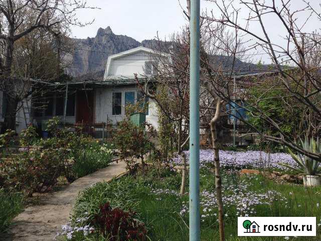 Дом 109 м² на участке 7 сот. на продажу в Гаспре Гаспра - изображение 1