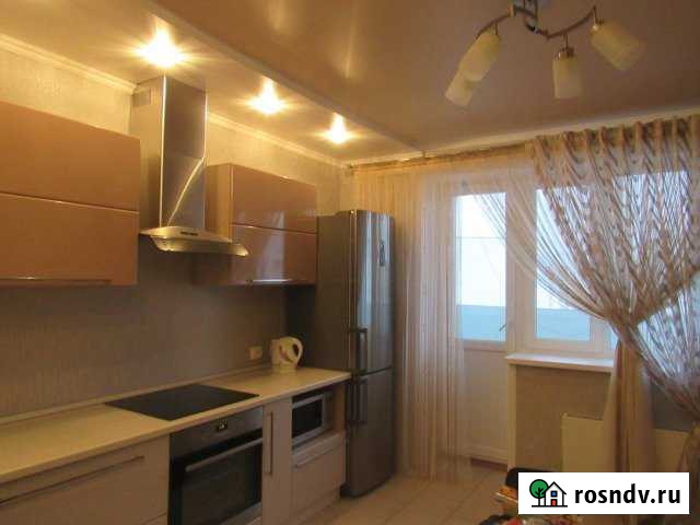 3-комнатная квартира, 100 м², 8/9 эт. в аренду на длительный срок в Старом Осколе Старый Оскол - изображение 1