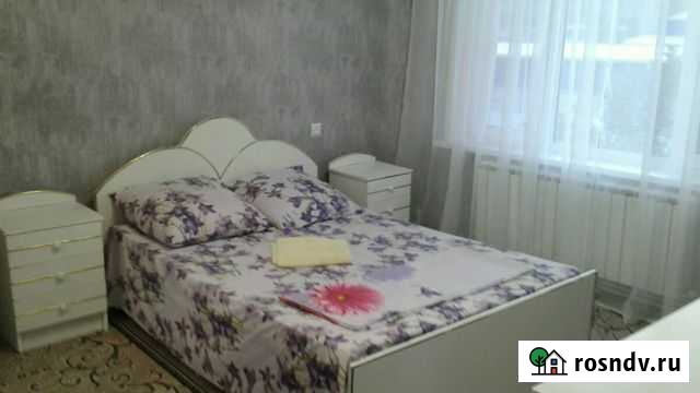 3-комнатная квартира, 60 м², 3/3 эт. в аренду посуточно в Богучаре Богучар - изображение 1