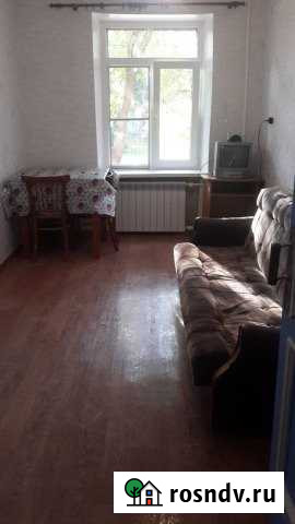 Комната 12 м² в 3-ком. кв., 1/3 эт. в аренду на длительный срок в Каменске-Шахтинском Каменск-Шахтинский - изображение 1