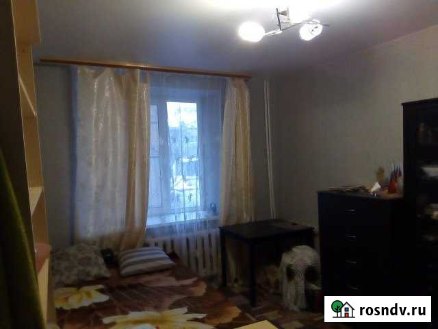 Комната 17 м² в 3-ком. кв., 1/3 эт. на продажу в Шахтах Шахты - изображение 1