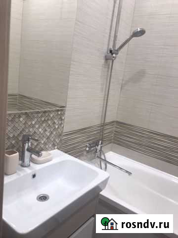 2-комнатная квартира, 70 м², 6/9 эт. в аренду на длительный срок в Ноябрьске Ноябрьск - изображение 1