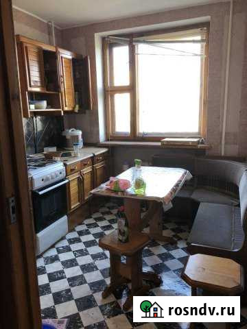 2-комнатная квартира, 55 м², 3/9 эт. в аренду на длительный срок в Евпатории Евпатория - изображение 1