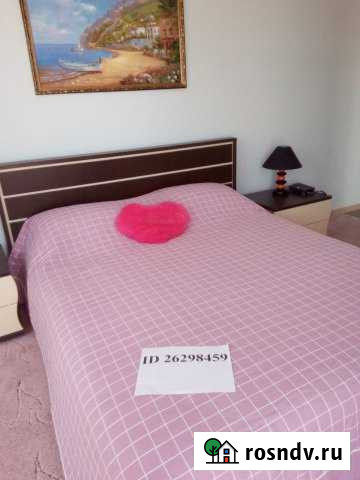 Коттедж 400 м² на участке 10 сот. в аренду посуточно в Геленджике Геленджик - изображение 1