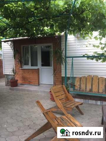 Комната 12 м² в 6-ком. кв., 1/2 эт. в аренду посуточно в Новомихайловском кп Новомихайловский кп - изображение 1