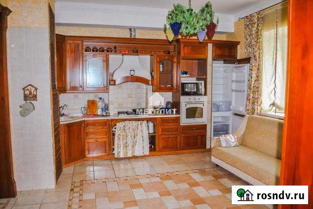 Коттедж 220 м² на участке 15 сот. в аренду на длительный срок в Казани Казань - изображение 1