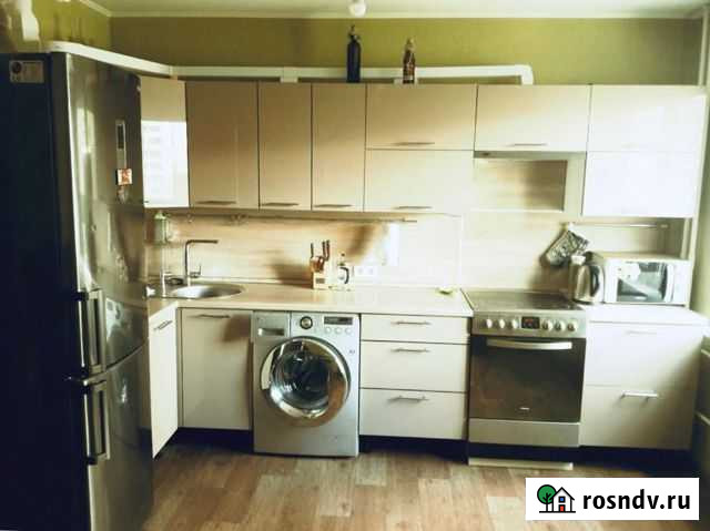 2-комнатная квартира, 80 м², 5/17 эт. в аренду на длительный срок в Буграх Бугры - изображение 1