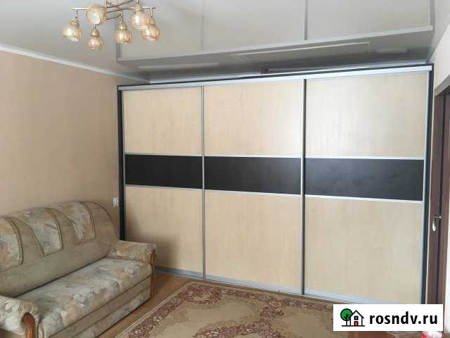 2-комнатная квартира, 46 м², 1/5 эт. в аренду посуточно в Серове Серов - изображение 1