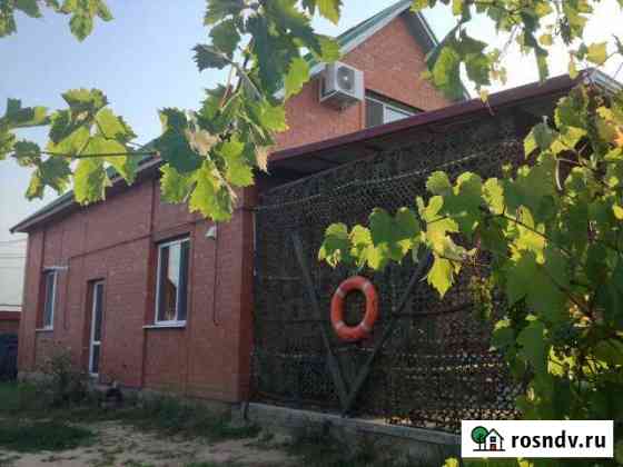 Дом 120 м² на участке 10 сот. в аренду посуточно в Голубицкой Голубицкая