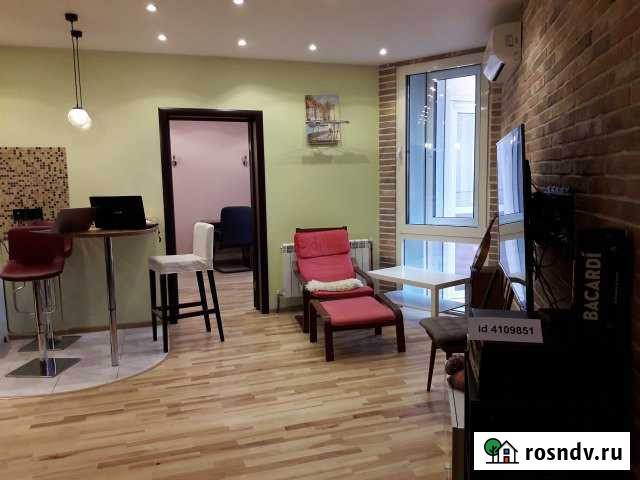 3-комнатная квартира, 100 м², 8/25 эт. в аренду посуточно в Красногорске Московской области Красногорск - изображение 1