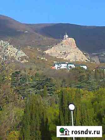 Комната 15 м² в 3-ком. кв., 5/5 эт. в аренду посуточно в Алупке Алупка