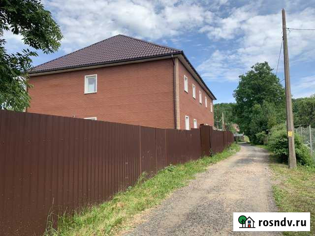 Дом 280 м² на участке 20 сот. в аренду на длительный срок в Санкт-Петербурге Санкт-Петербург - изображение 1