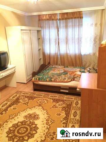 1-комнатная квартира, 32 м², 1/5 эт. в аренду на длительный срок во Владикавказе Владикавказ - изображение 1