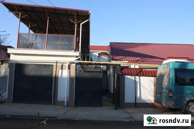 3-комнатная квартира, 80 м², 2/2 эт. в аренду посуточно в Саках Саки - изображение 1