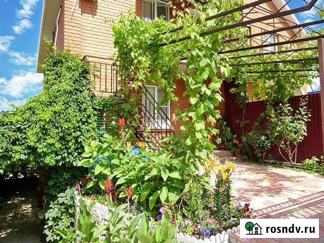 Дом 65 м² на участке 4.5 сот. в аренду посуточно в Дивноморском Дивноморское - изображение 1