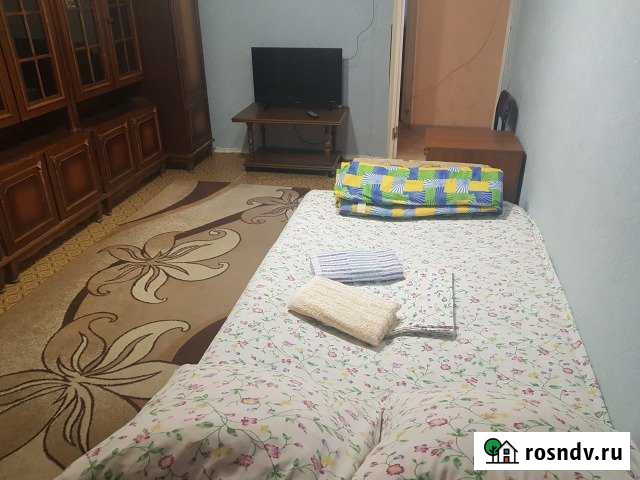 2-комнатная квартира, 46 м², 2/5 эт. в аренду посуточно в Югорске Югорск - изображение 1