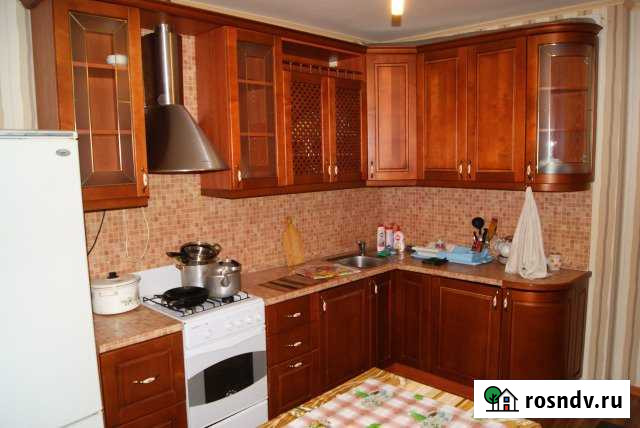 3-комнатная квартира, 75 м², 3/9 эт. в аренду посуточно в Пскове Псков - изображение 1