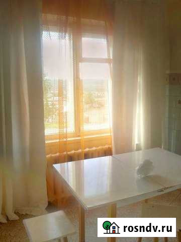 1-комнатная квартира, 40 м², 2/5 эт. в аренду посуточно в Усть-Илимске Усть-Илимск - изображение 1