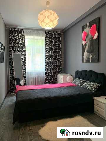 2-комнатная квартира, 55 м², 1/3 эт. в аренду на длительный срок в Керче Керчь - изображение 1