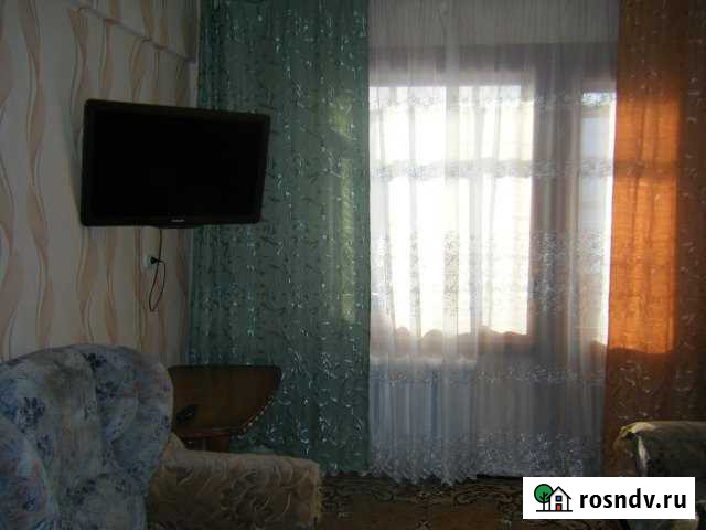 1-комнатная квартира, 33 м², 2/5 эт. в аренду посуточно в Рубцовске Рубцовск - изображение 1