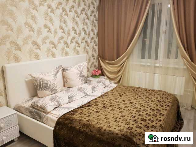 2-комнатная квартира, 52 м², 2/5 эт. в аренду посуточно в Ноябрьске Ноябрьск - изображение 1