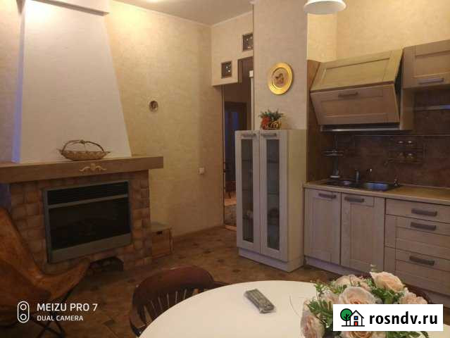 3-комнатная квартира, 90 м², 4/5 эт. в аренду на длительный срок в Мурманске Мурманск - изображение 1