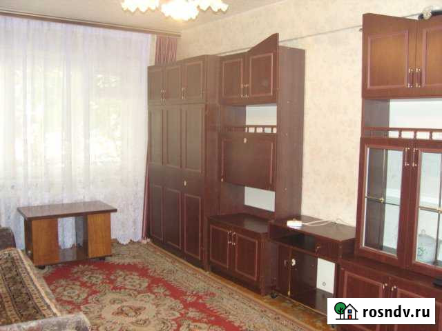 2-комнатная квартира, 45 м², 1/5 эт. в аренду на длительный срок в Новомосковске Новомосковск - изображение 1